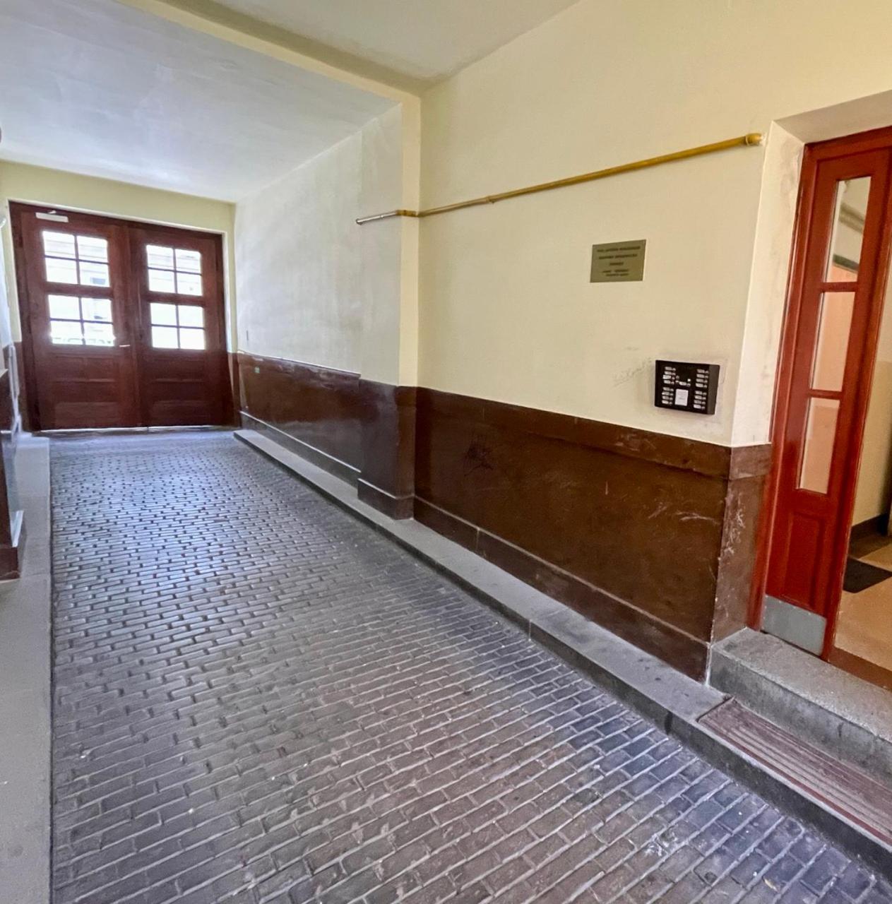 Urban Retreat I Modern Boho Apartments In Lovely Letna District - 10 Minutes From Old Town Praga Exterior foto